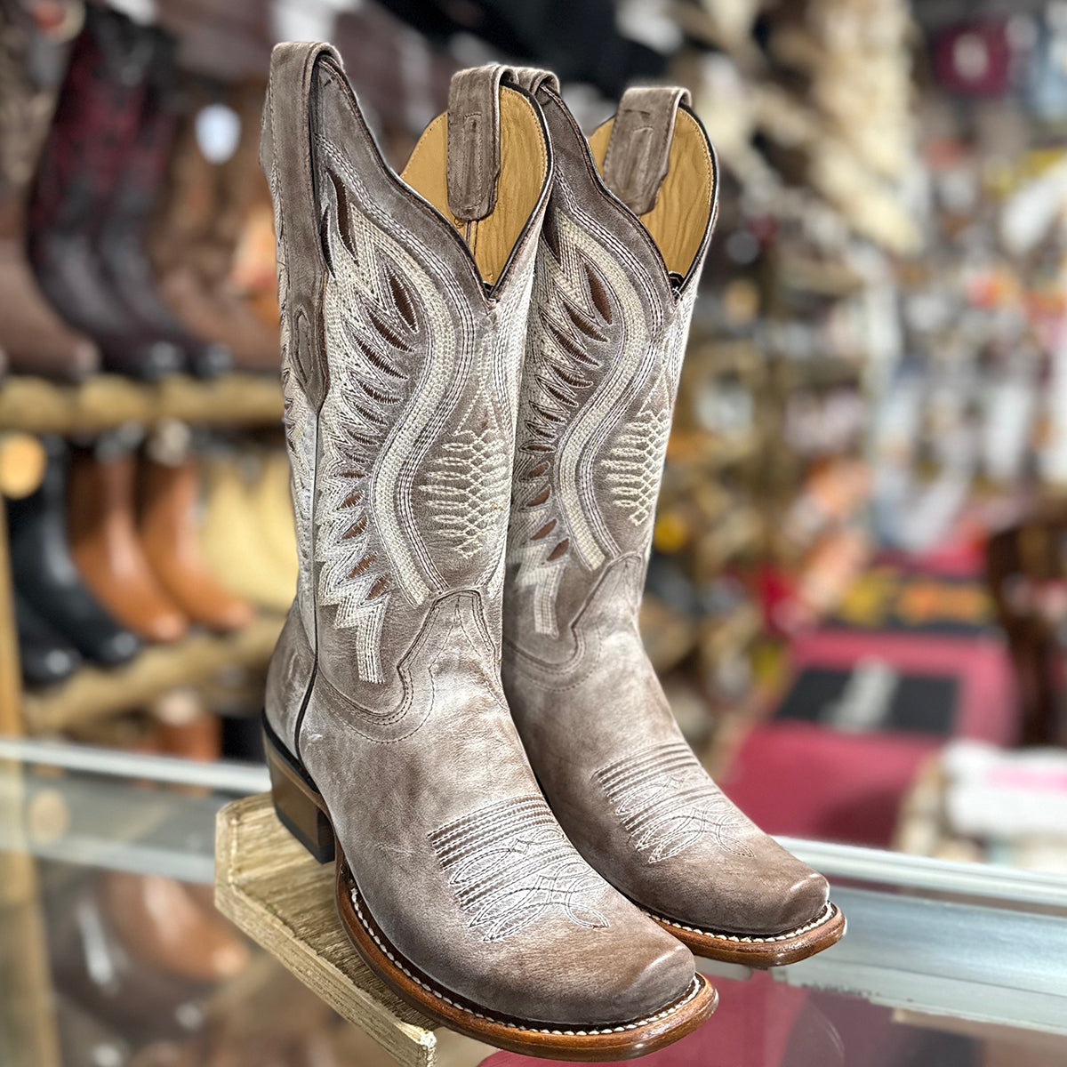 Vintage Brown Women's Cowboy Boots