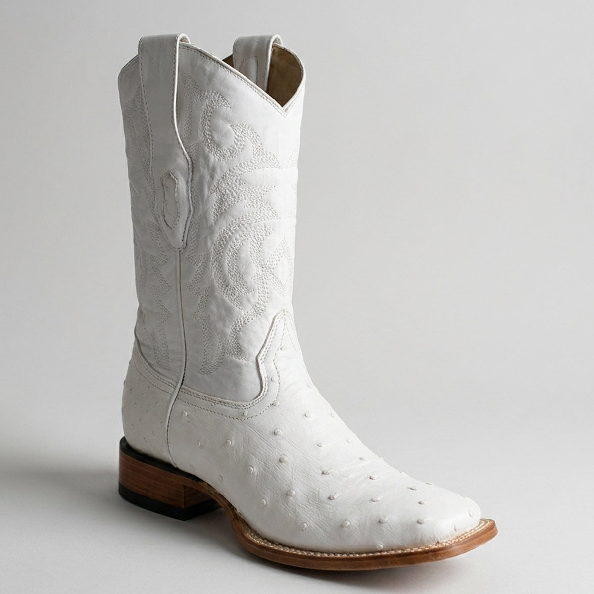 Los Altos men's white ostrich square toe western boot on a light gray background.