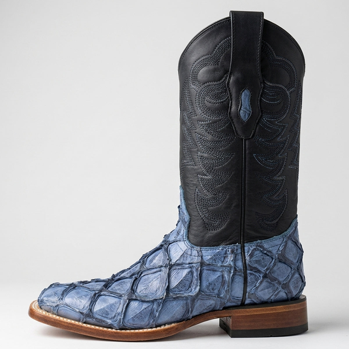 Los Altos men's blue pirarucu fish square toe western boot.