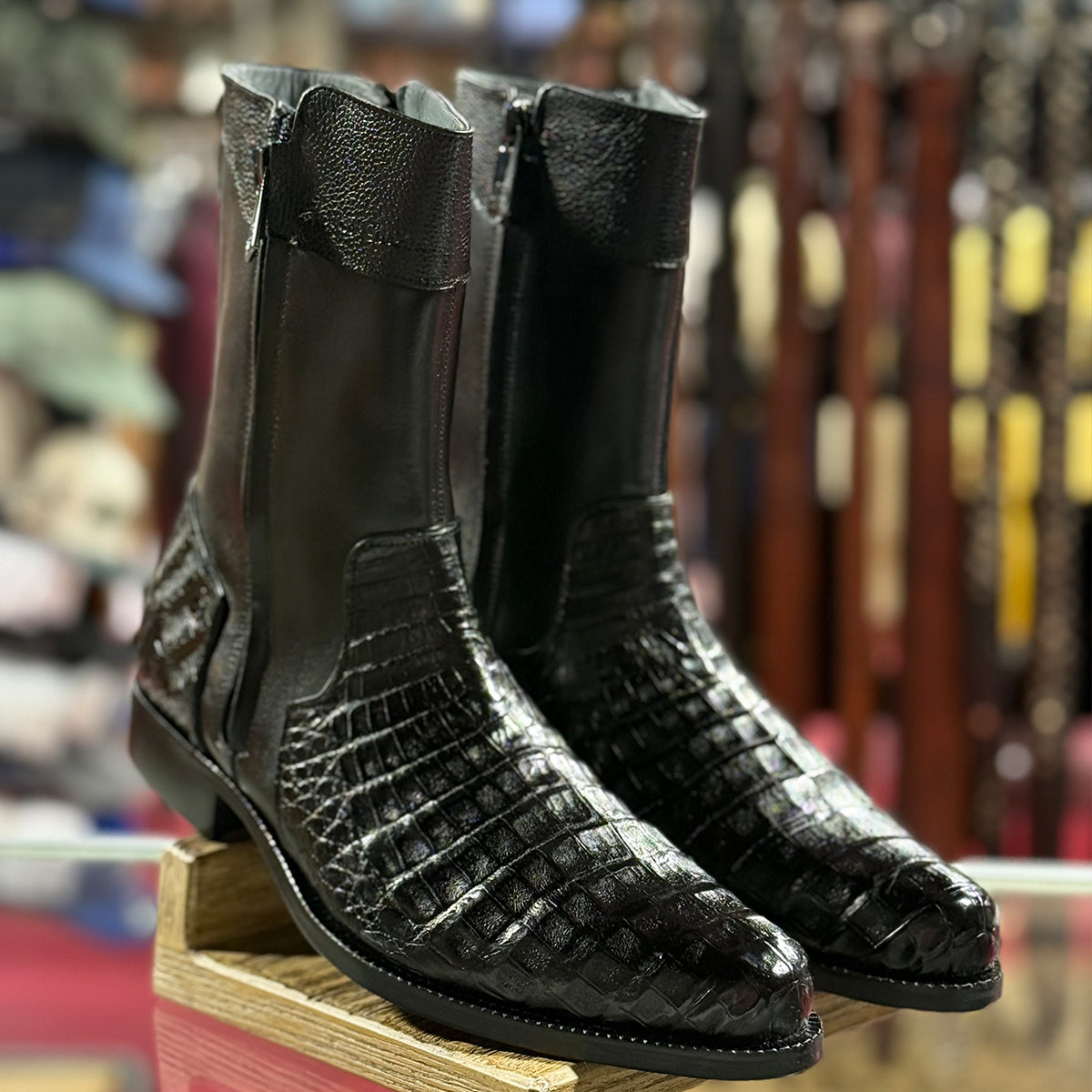 Cuadra Caiman Skin Chelsea Boots