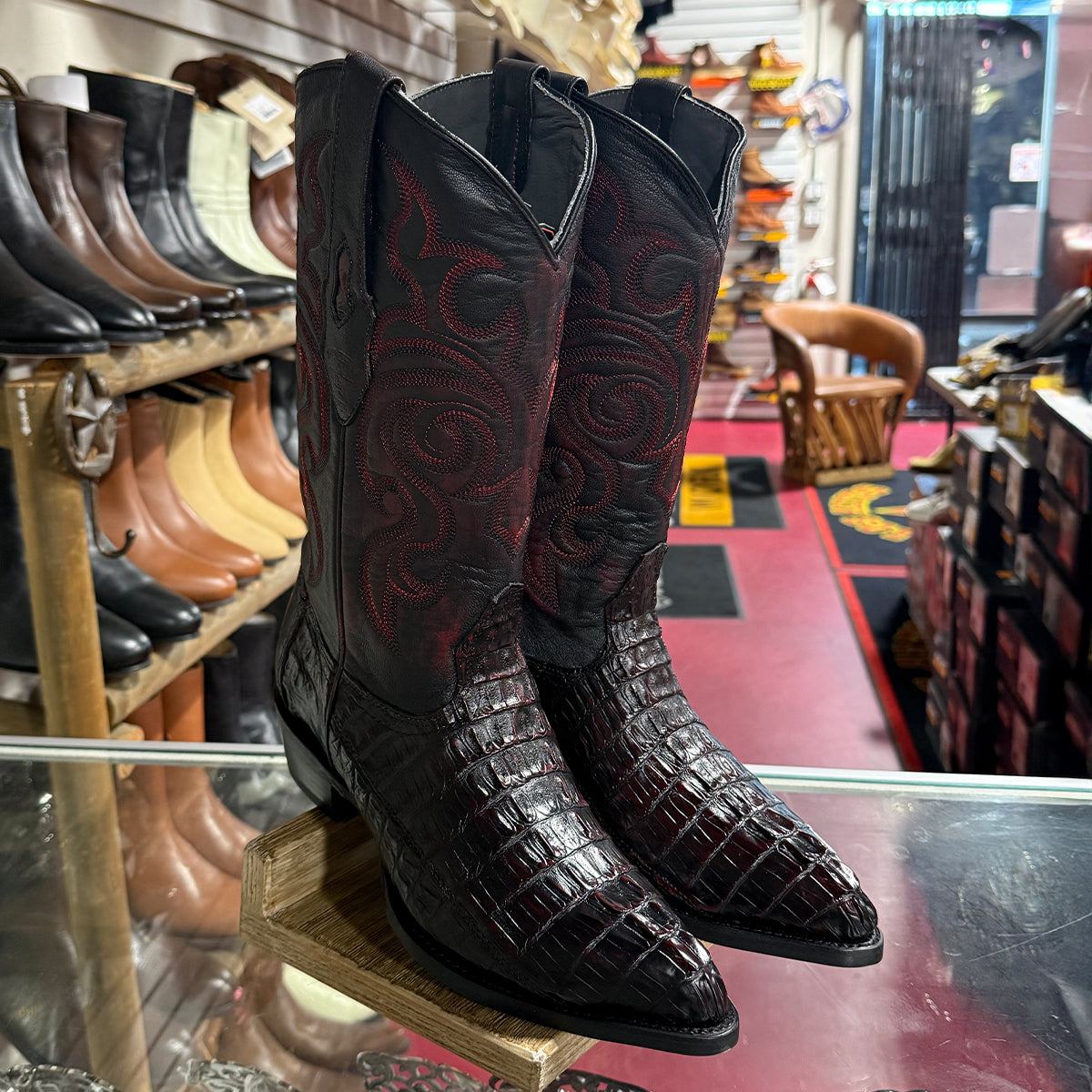 Botas Los Altos Cola de Caimán Black Cherry J-Toe