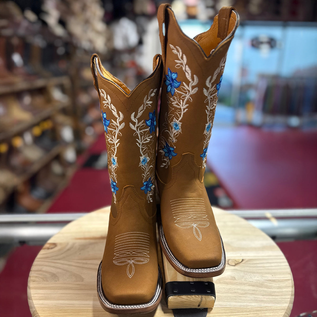 Botas vaqueras de mujer con bordado de flores azul