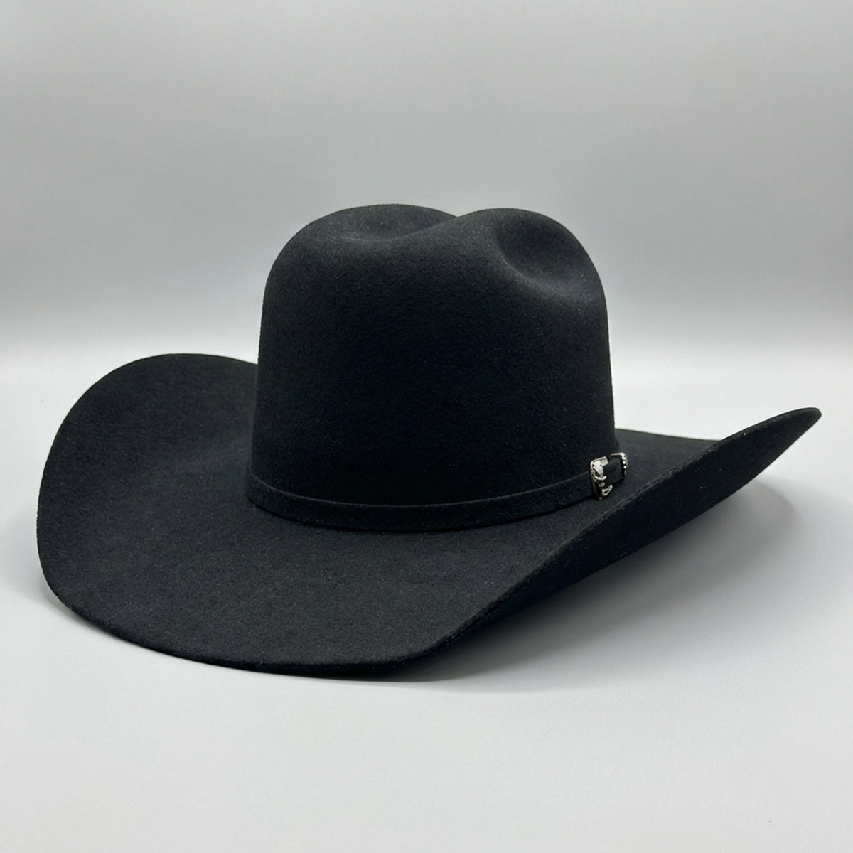 Cuernos Chuecos Minnick Crown Black Cowboy Hats
