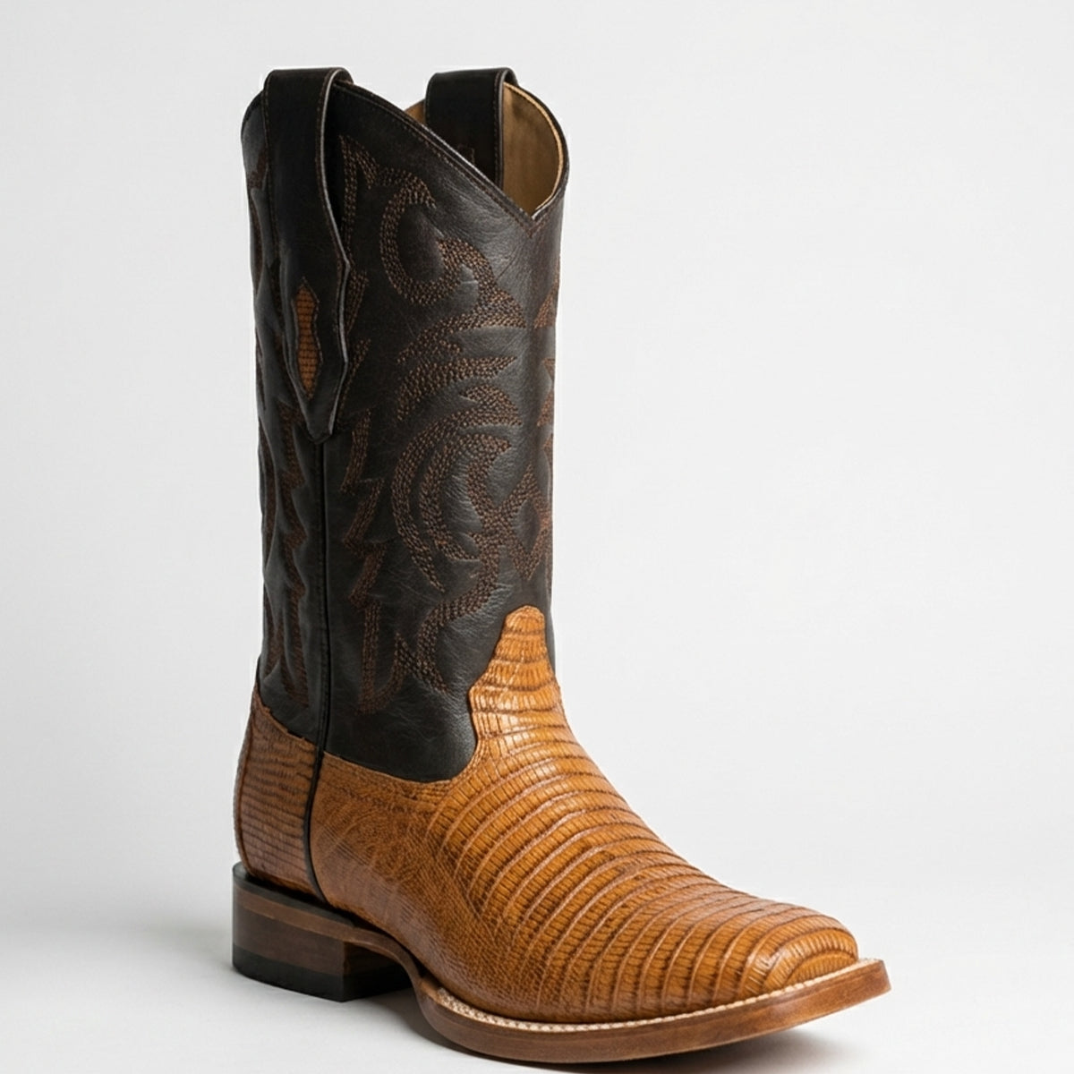 Los Altos men's genuine lizard teju leather square toe cowboy boot light antique brown color.