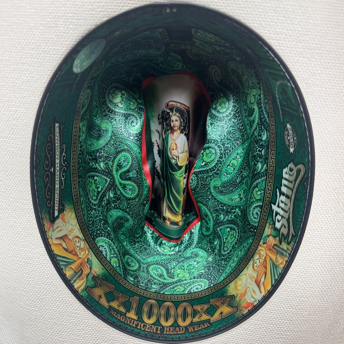 Inside view of San Judas liner