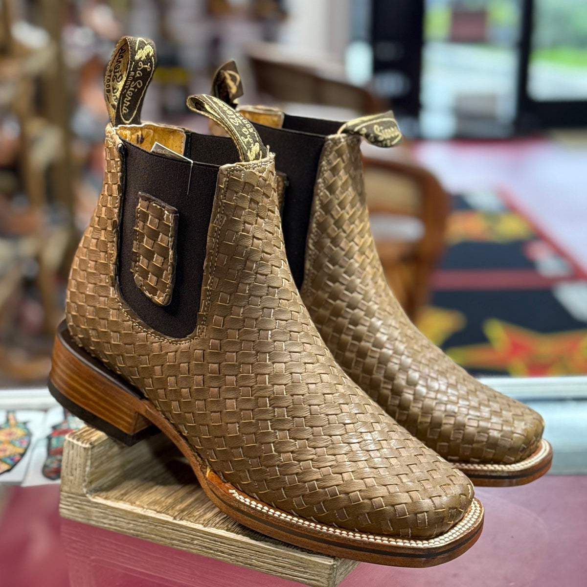 Tang Chelsea Square Toe Petatillo Boots