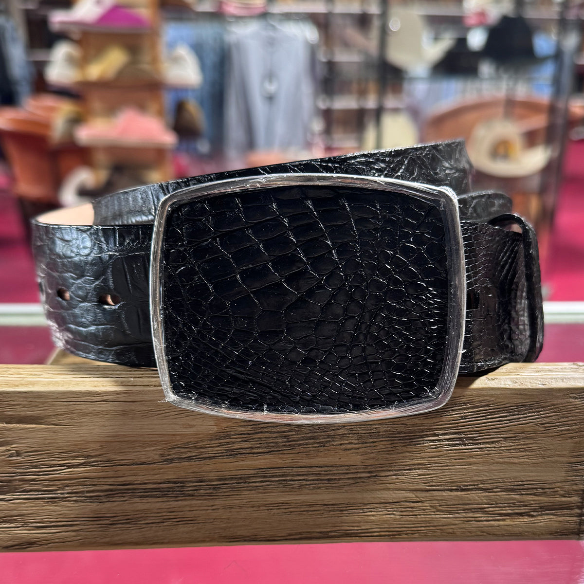 Black Caiman belt