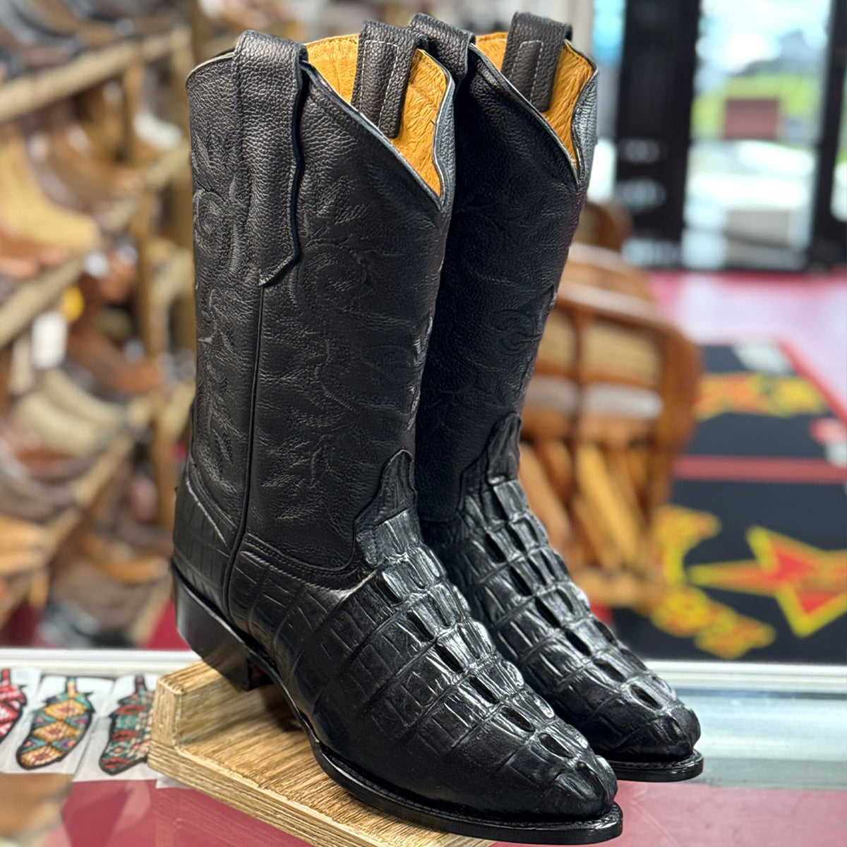 Botas De Cocodrilo Estampado Negras