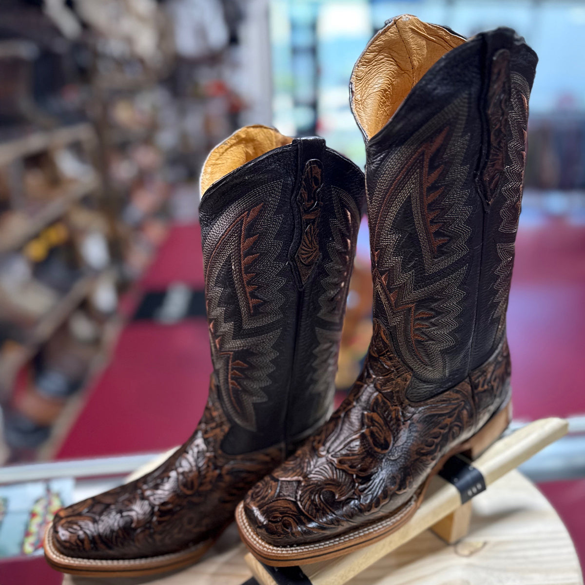 Botas Vaqueras Cinceladas de mujer