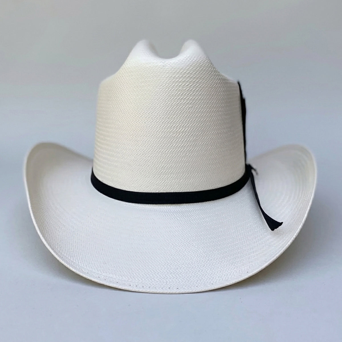 Front view of Sombrero Tombstone 30X El Viejón Copa Alta