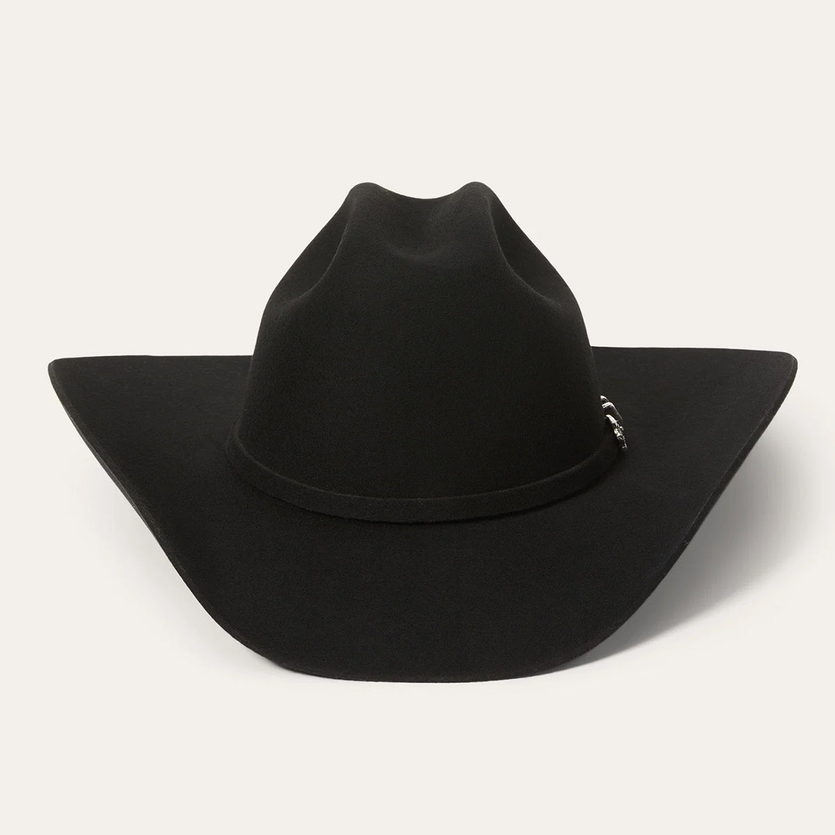 Front view of Stetson Apache 4x black felt cowboy hat.