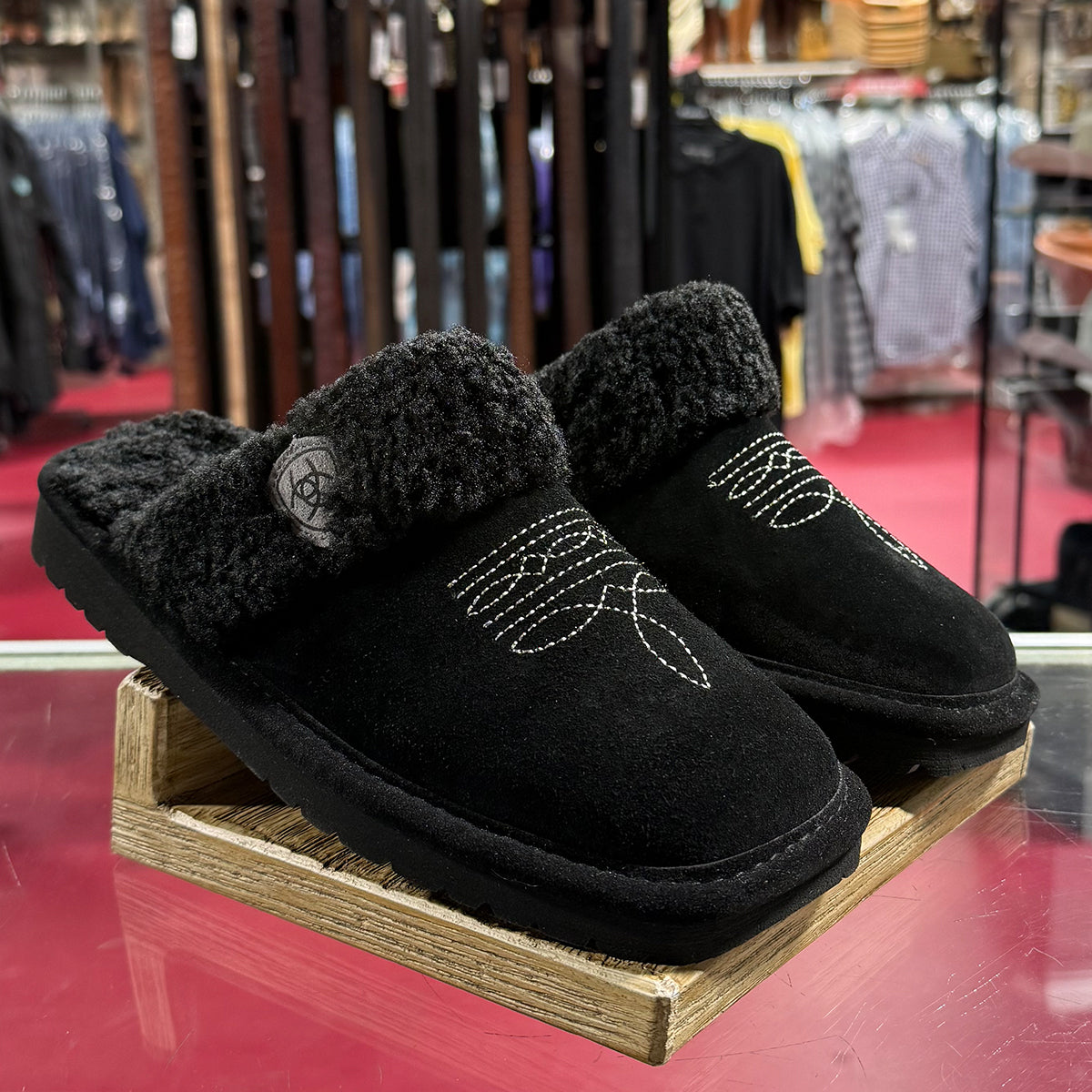 Pantuflas Ariat negras