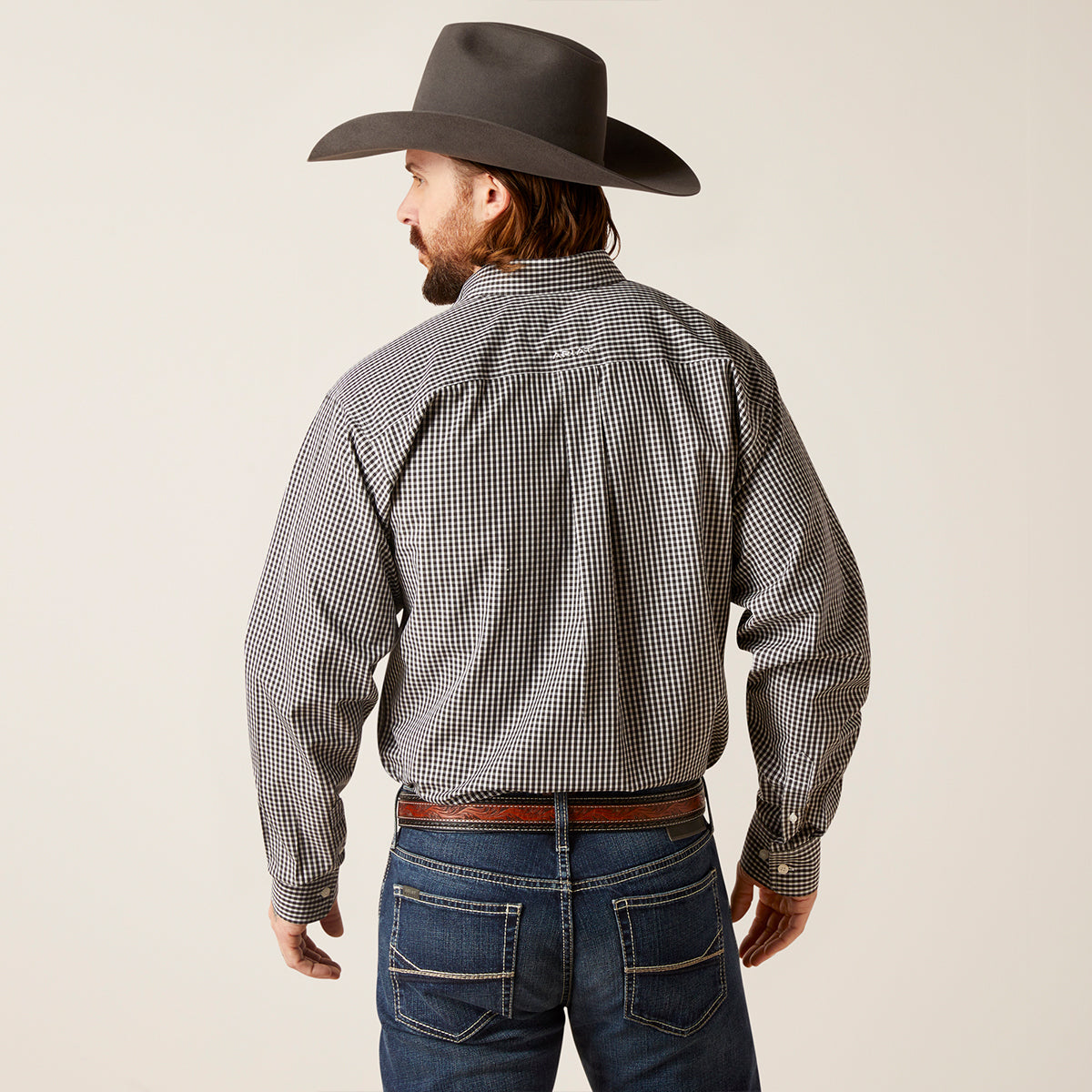 back view Wrinkle Free Ved Classic Fit Ariat Shirt