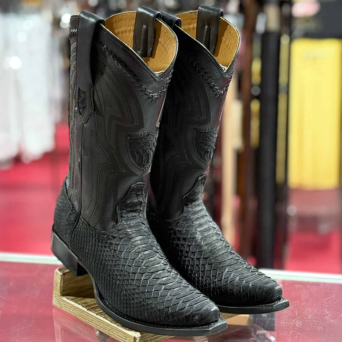 Wild West Men's Black Python Snakeskin Snip Toe Western Boots