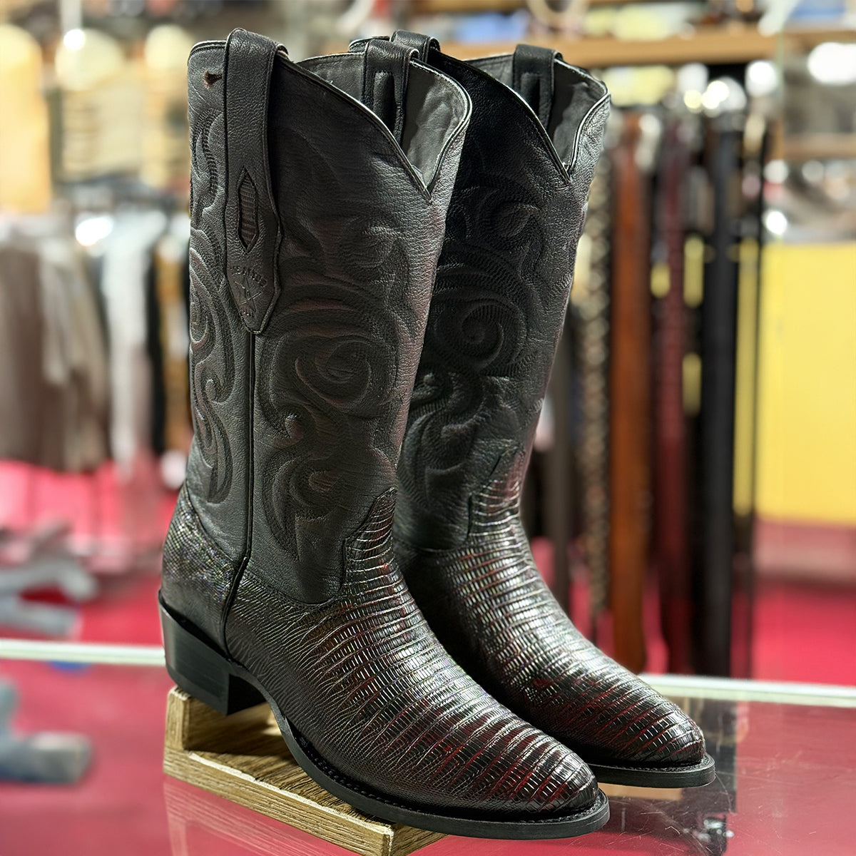 Los Altos Black Cherry Lizard Skin Cowboy Boots R-Toe