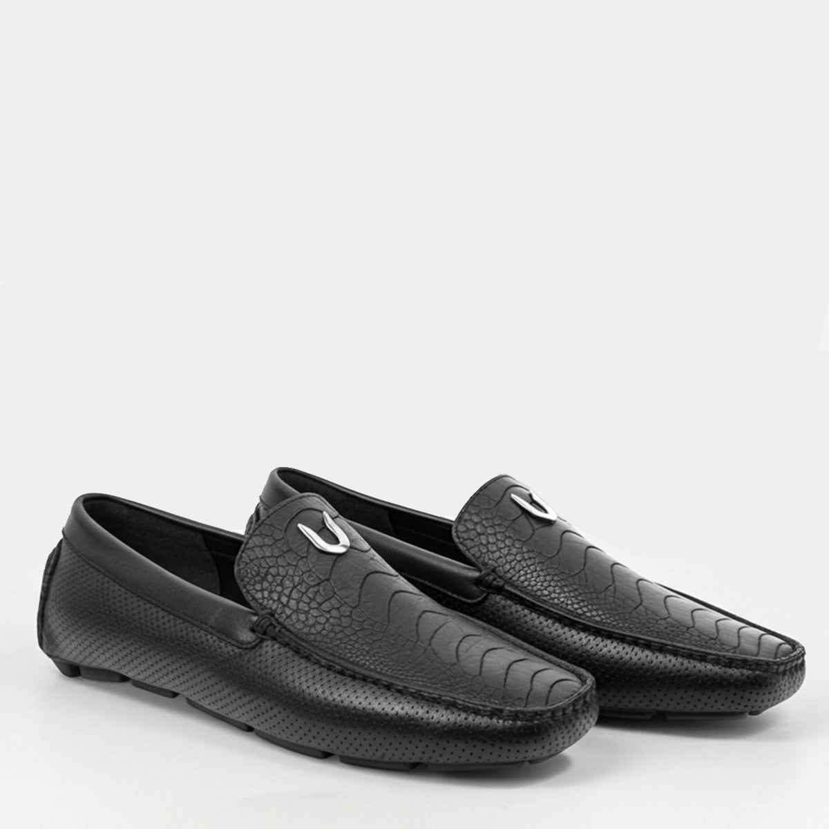 Vestigium Black Ostrich Leg Moccasins