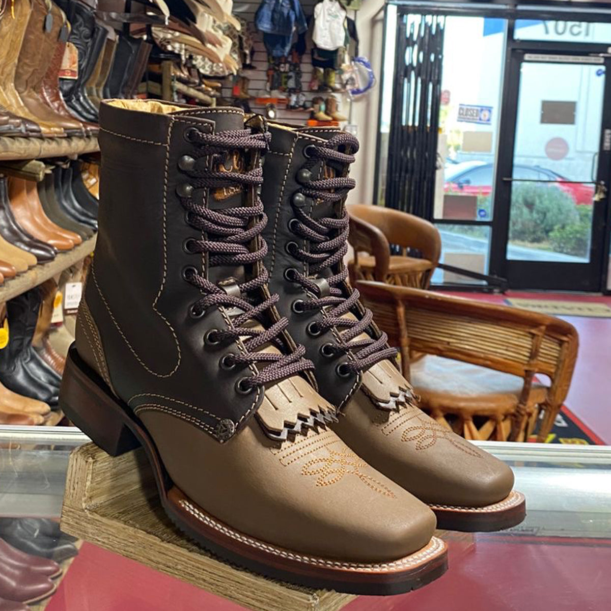 Tombstone Mens Lace Up Boots