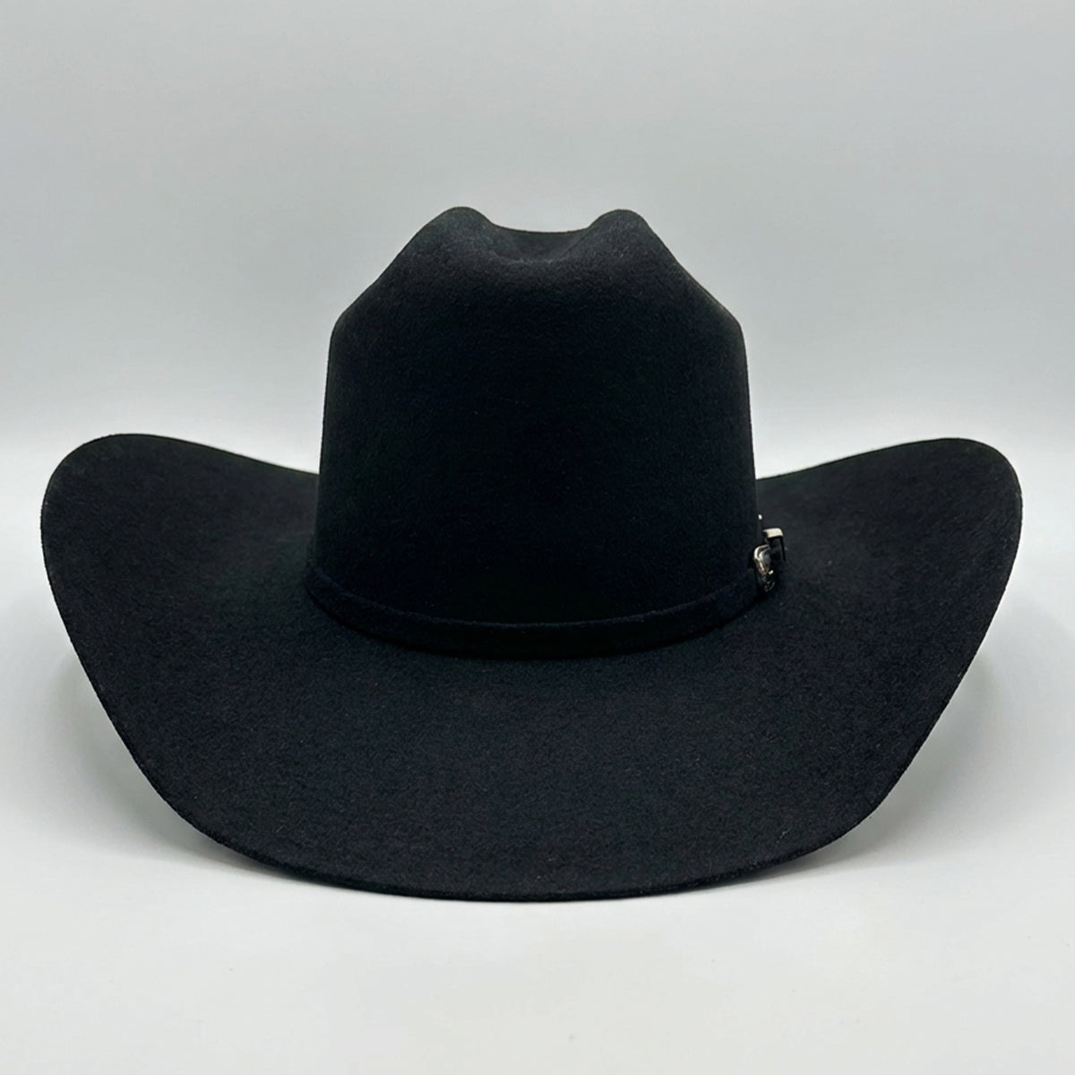 Front view of Cuernos Chuecos Minnick Crown Black Cowboy Hats