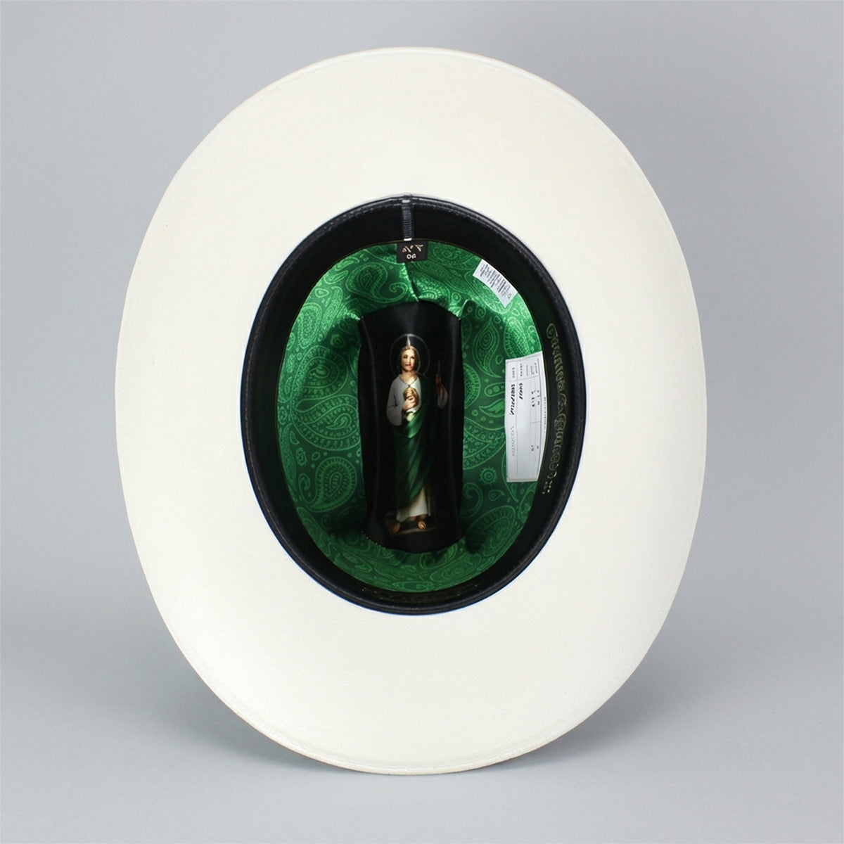 Inside view of San Judas Satin Liner