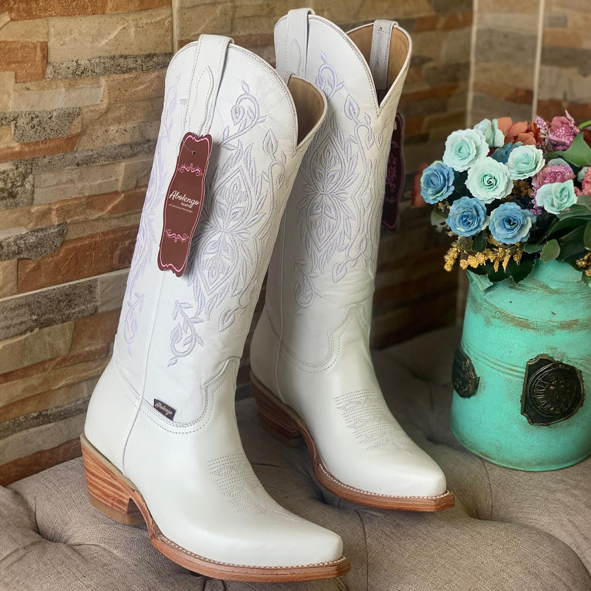 Women's White Cowgirl Boots by Abolengo