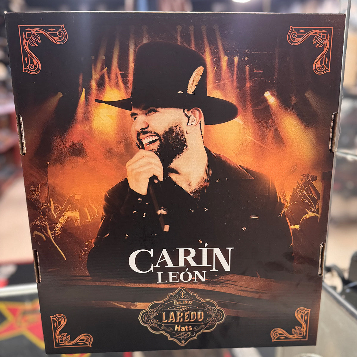 Carin Leon hat box