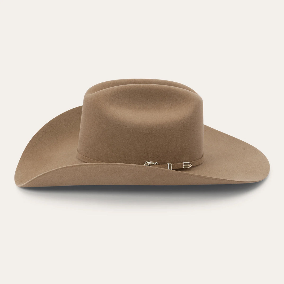 Side view of Stetson 6x Skyline Sahara brown felt cowboy hat on a light gray background.