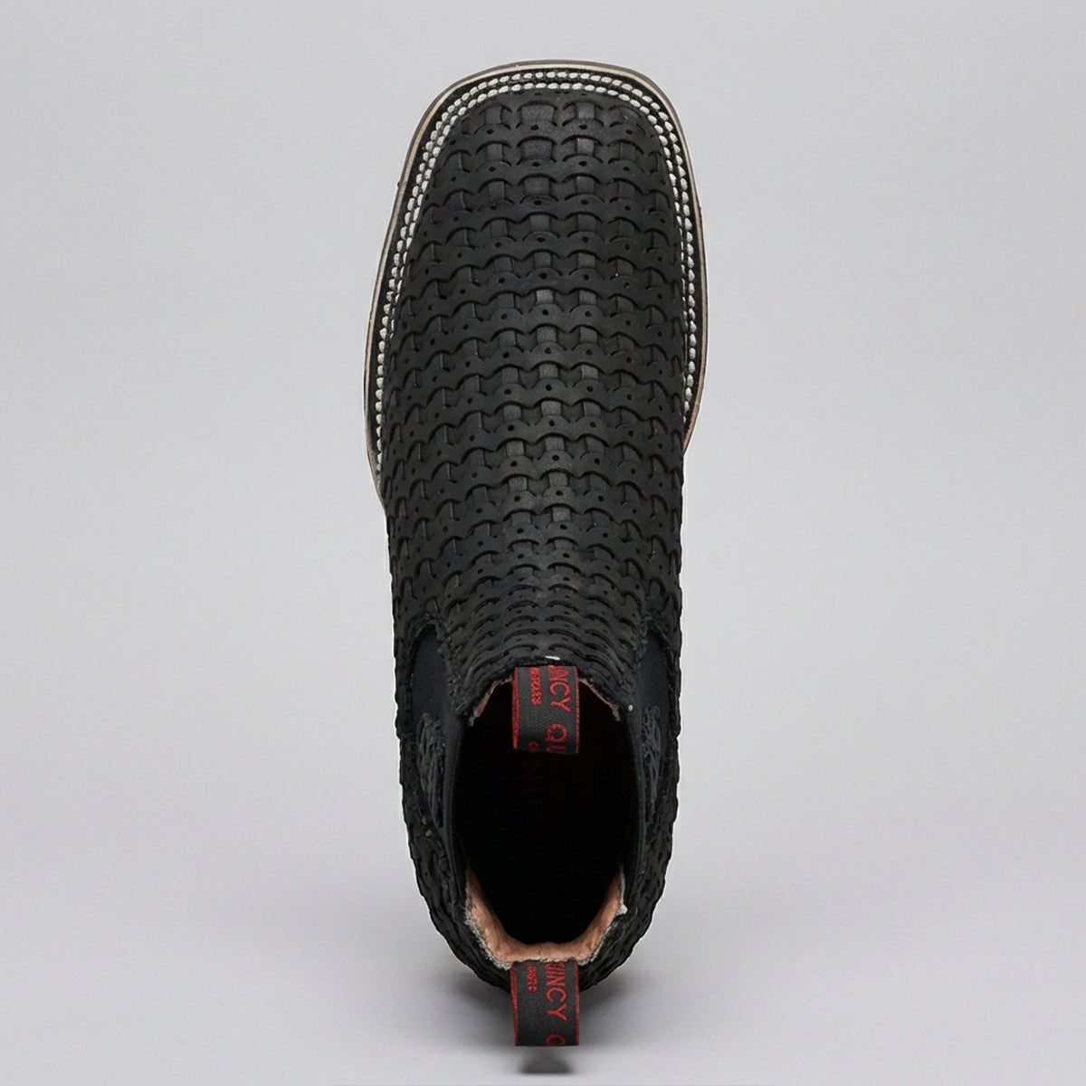 Top view of square toe