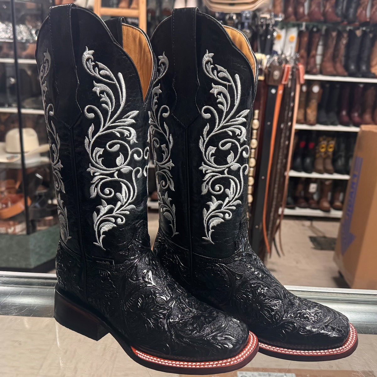 Abolengo Black Tooled Cowgirl Boots 